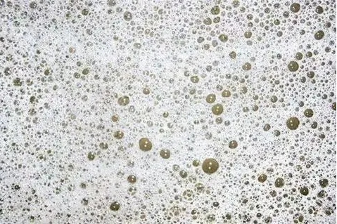 水性乳液产生大量泡沫？试试水性消泡剂